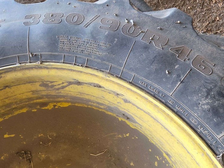 john-deere-380-image-6