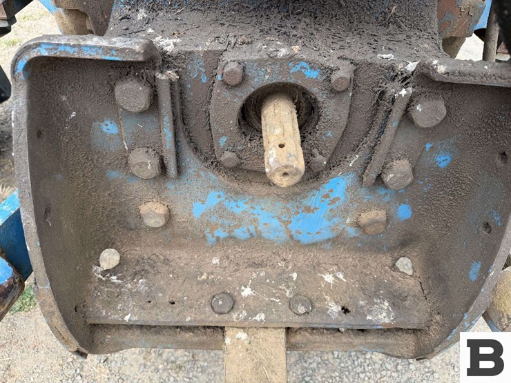 ford-8600-image-36