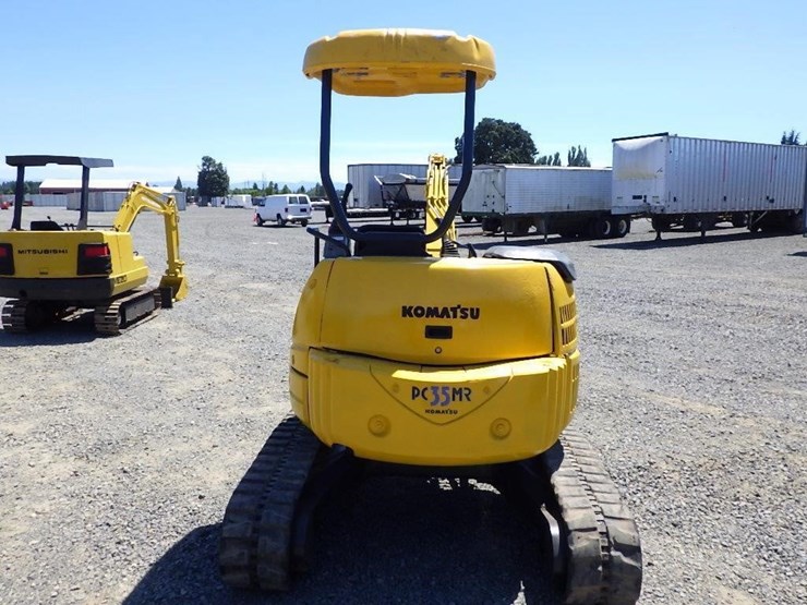 komatsu-pc35mr-1-image-6