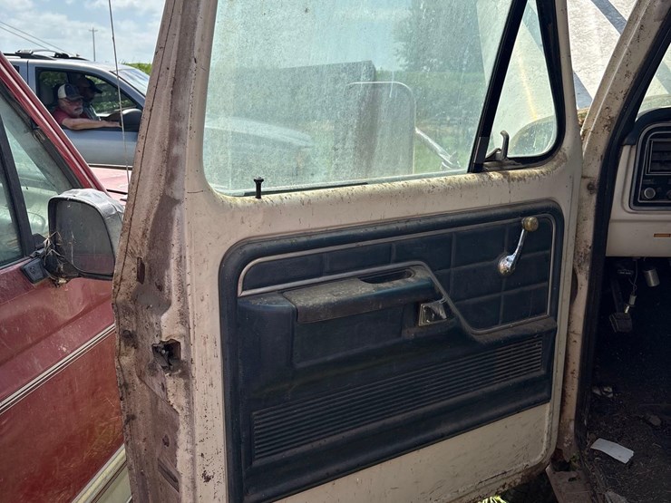 1976-ford-f250-image-42