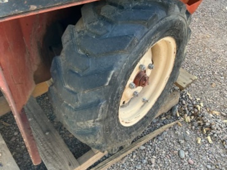 ditch-witch-1820-image-9