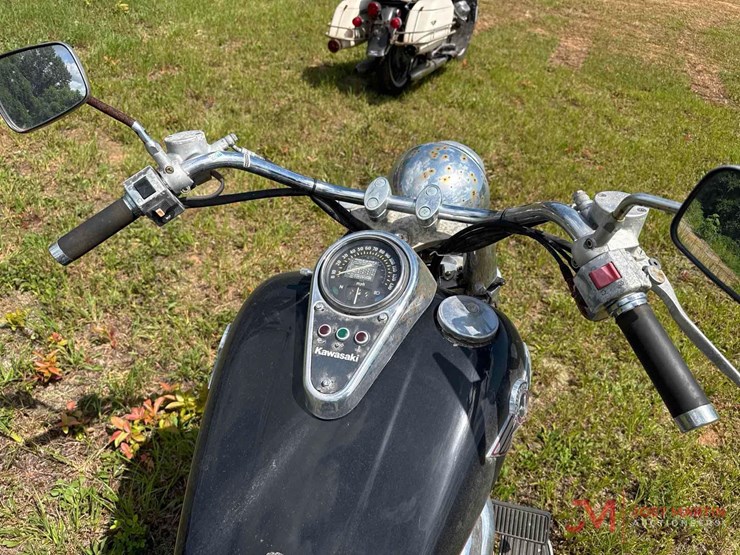 1996-kawasaki-vulcan-classic-motorcycle-image-12
