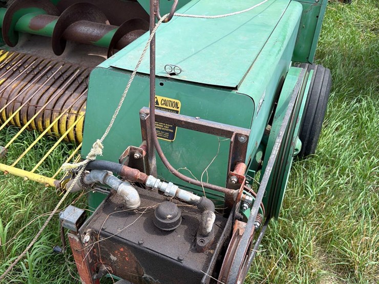 john-deere-327-image-10