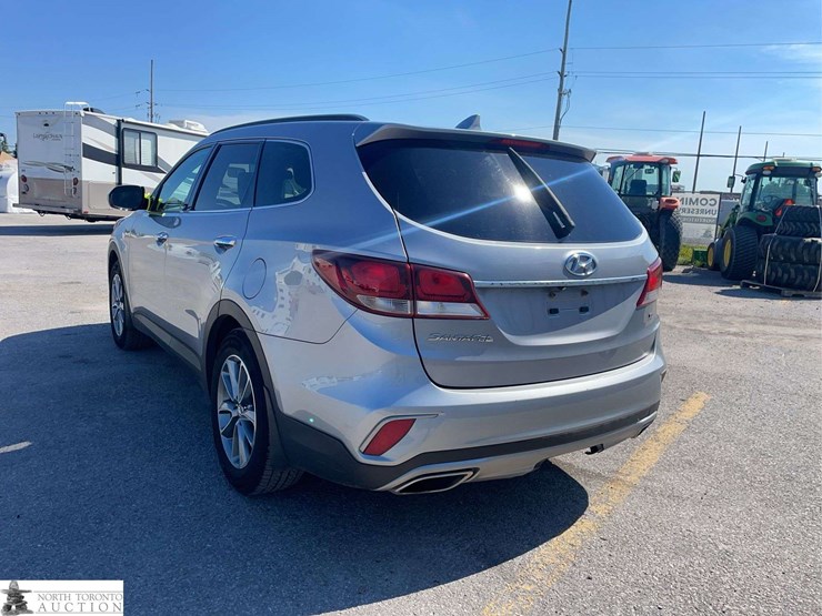 2018-hyundai-santa-fe-image-7