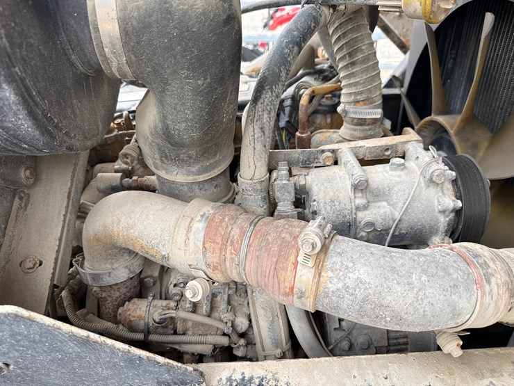 2009-caterpillar-c7-image-17
