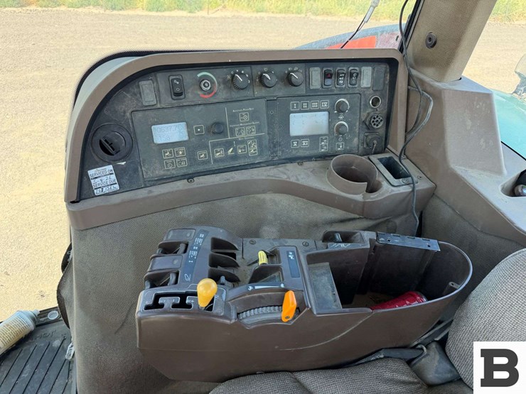2007-john-deere-8330-image-58