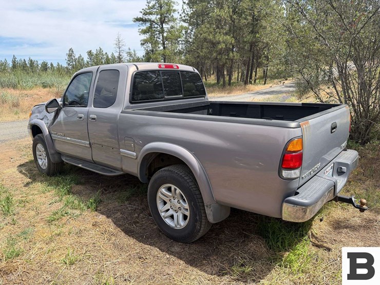 2000-toyota-tundra-image-2
