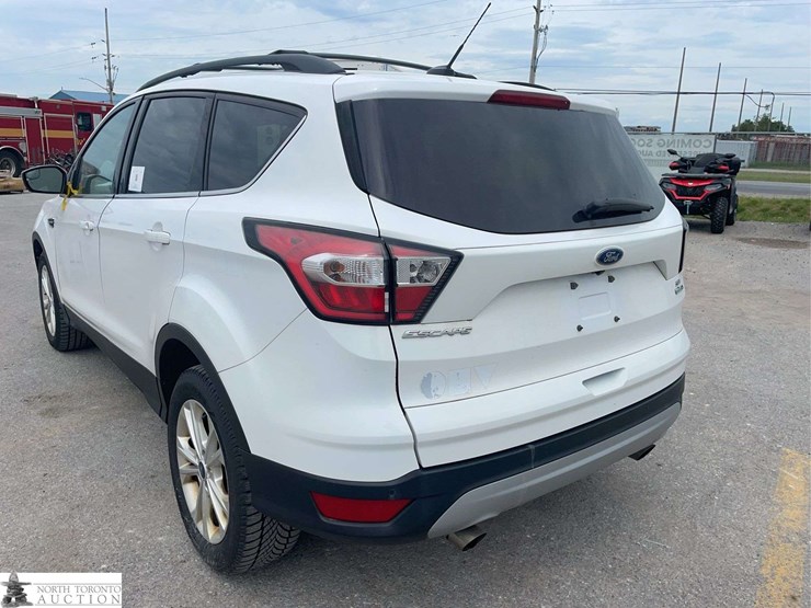 2017-ford-escape-image-7
