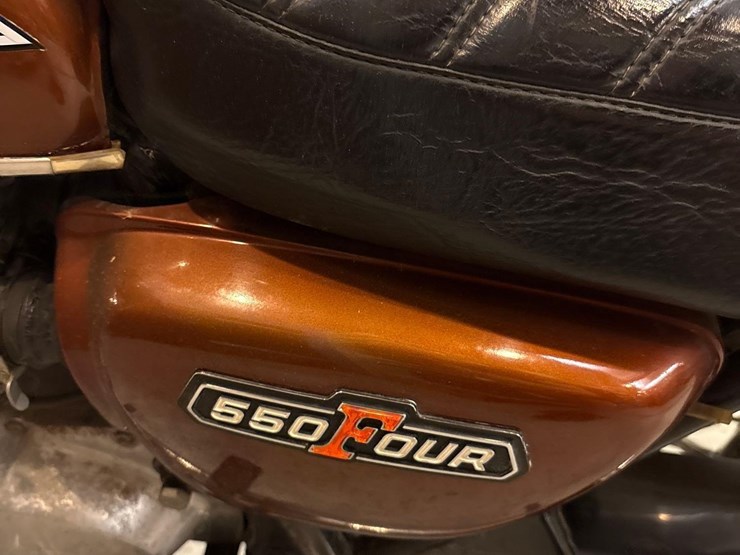 1976-honda-cb550-motorcycle-image-13