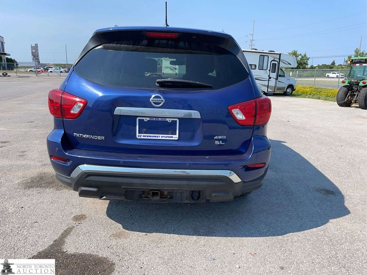 2017-nissan-pathfinder-image-6