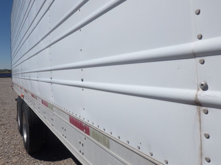 2005-utility-3000r-image-5