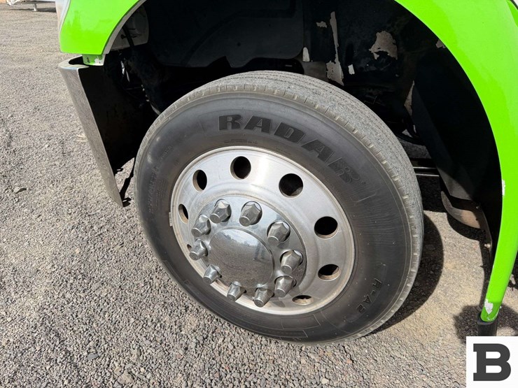 2006-international-durastar-4300-image-11