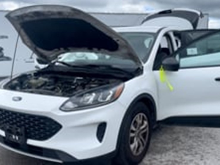 2021-ford-escape-image-9