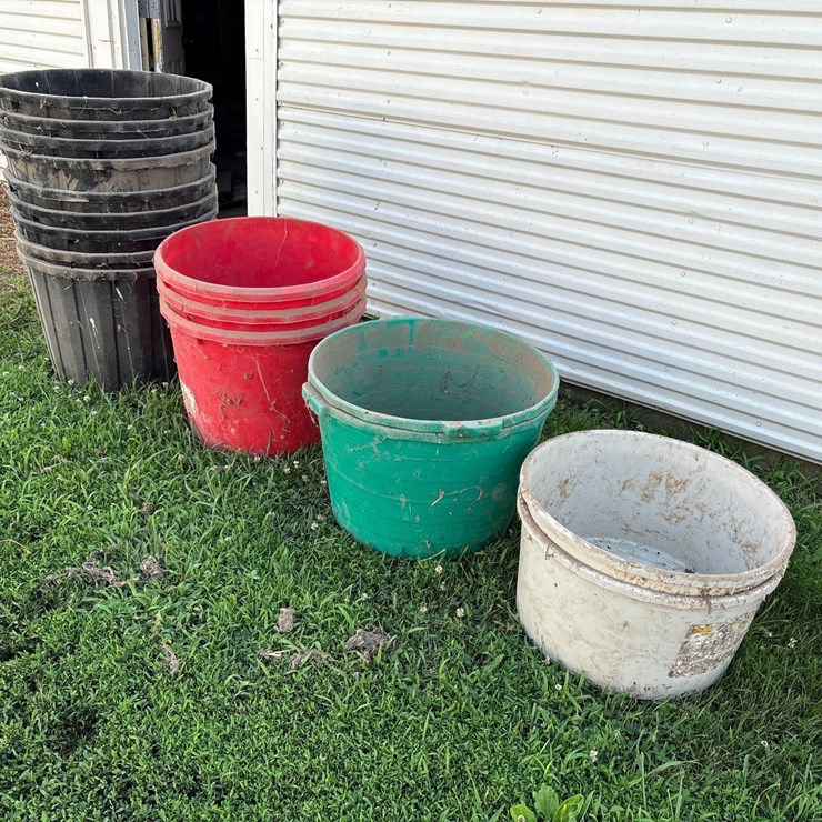 16 - Plastic Tubs