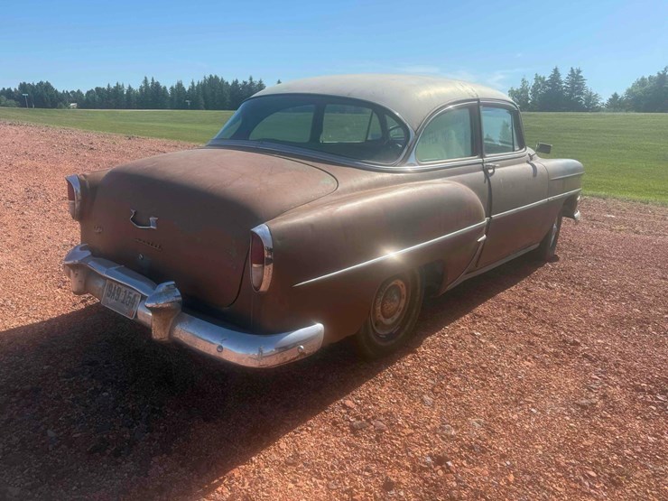 1954-chevrolet-deluxe-image-17