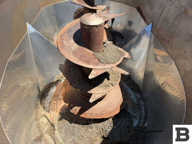 2002-mack-ch613-image-24