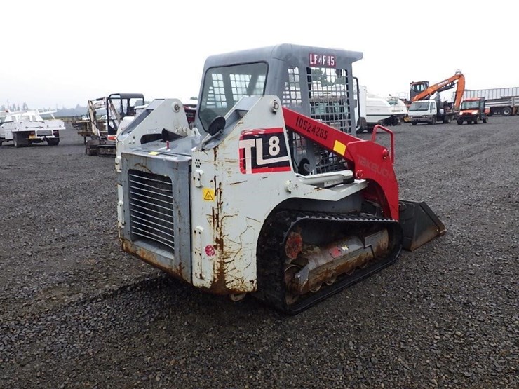 2016-takeuchi-tl8-image-5