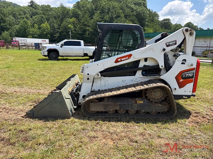 2023-bobcat-t770-image-5