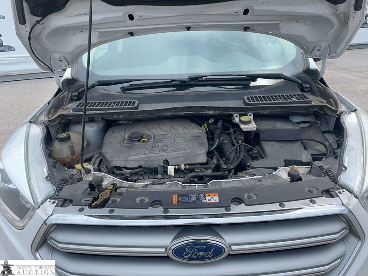 2017-ford-escape-image-9