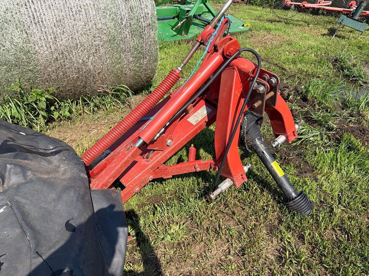 2011-case-ih-md82-image-11