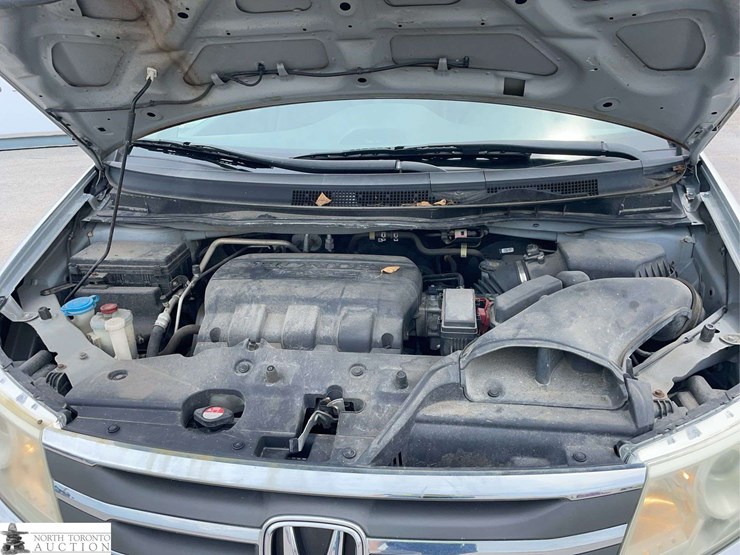 2011-honda-odyssey-image-10