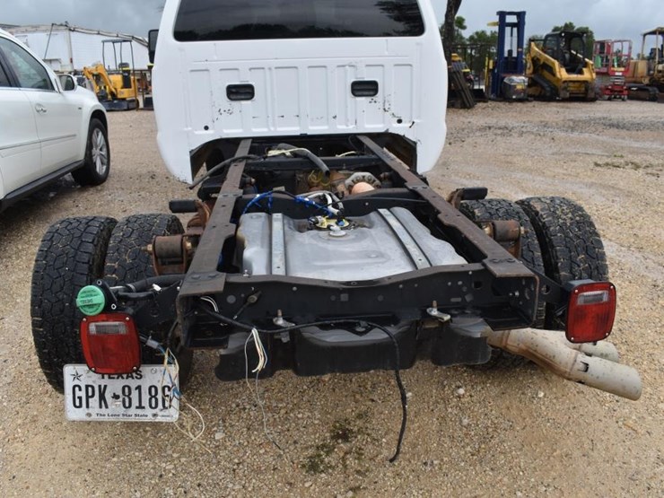 2015-ford-f350-image-8