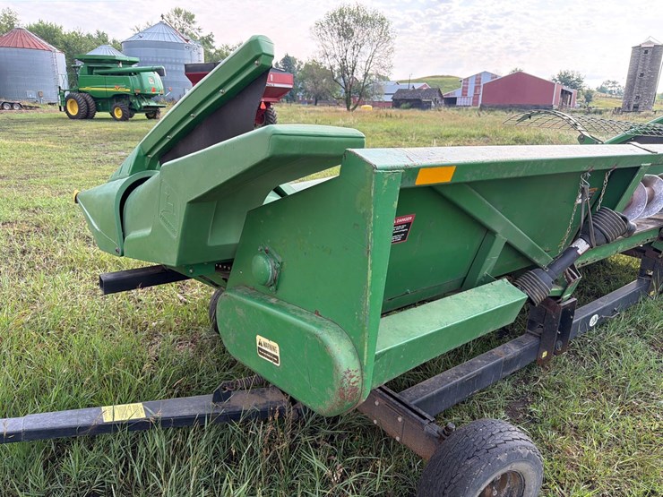 john-deere-8row30-corn-head-image-14