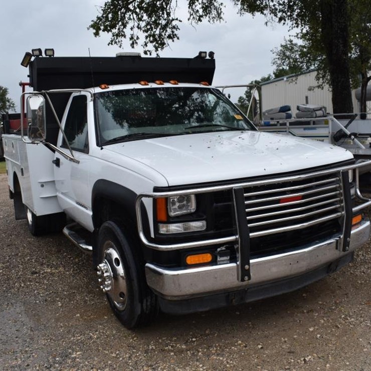 2000 CHEVROLET 3500