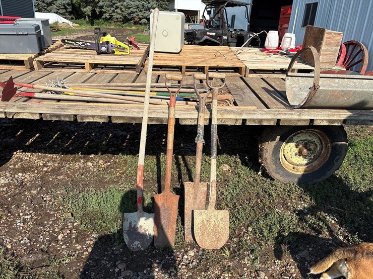 shovels-image-1