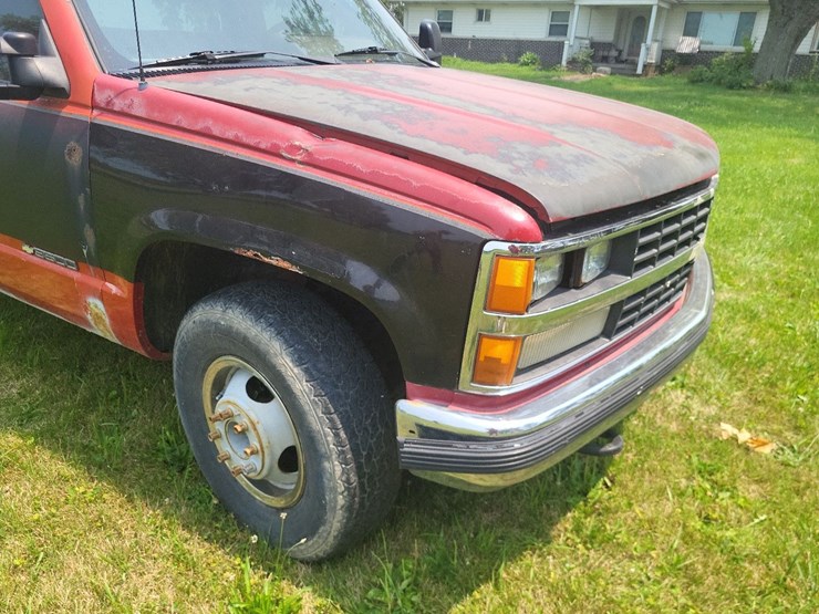 1989-chevy-3500-2-wheel-drive-single-cab-dually-truck-image-40