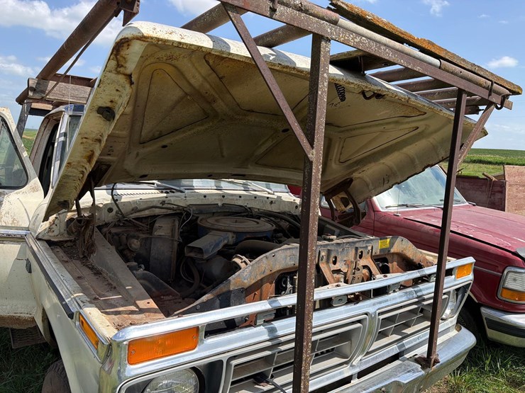 1976-ford-f250-image-34
