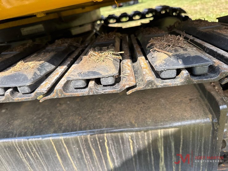 caterpillar-305.5e2-image-18