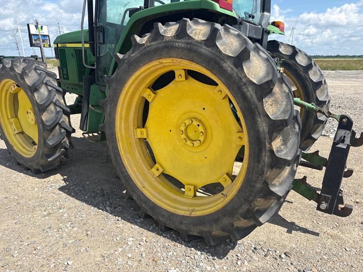 1993-john-deere-6400-image-9