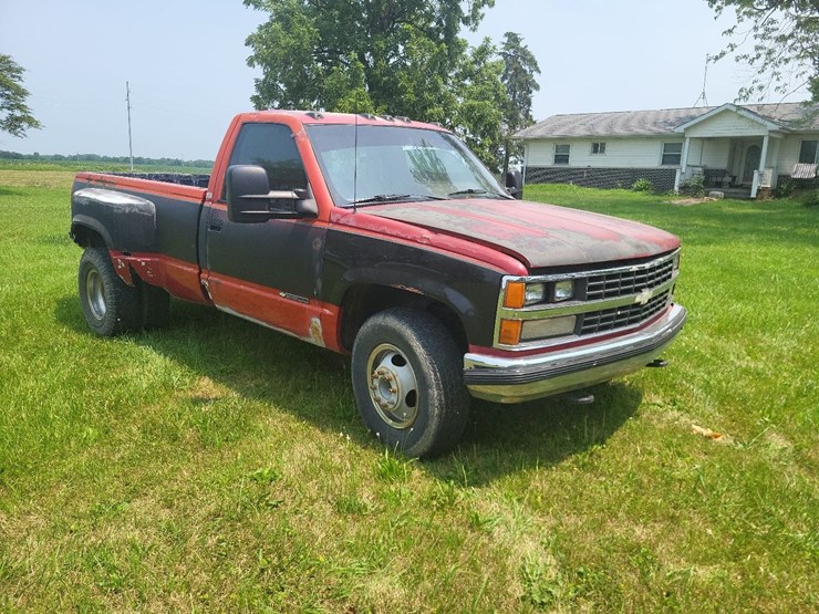1989-chevy-3500-2-wheel-drive-single-cab-dually-truck-image-7