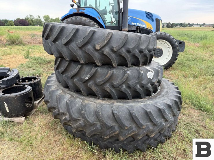 2007-new-holland-tg305-image-117