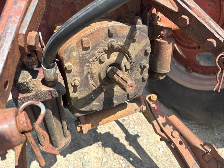#45331-•-mccormick-farmall-450-tractor-933-inv#-45331-image-5