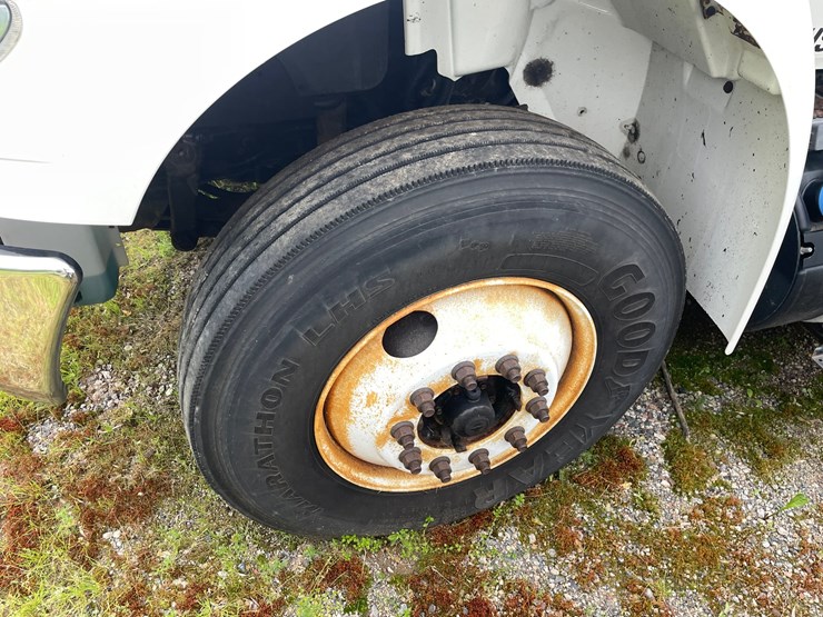 2016-international-durastar-4400-image-5