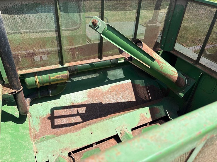 john-deere-4400-image-77