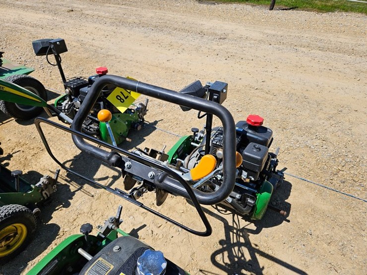 john-deere-180-image-5