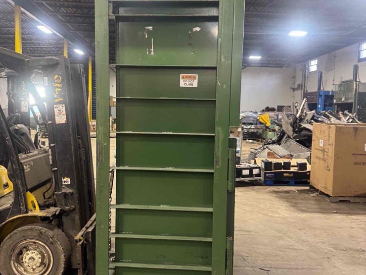 ptr-baler-and-compactor-downstroke-baler-*located-in-jessup-maryland*-image-3