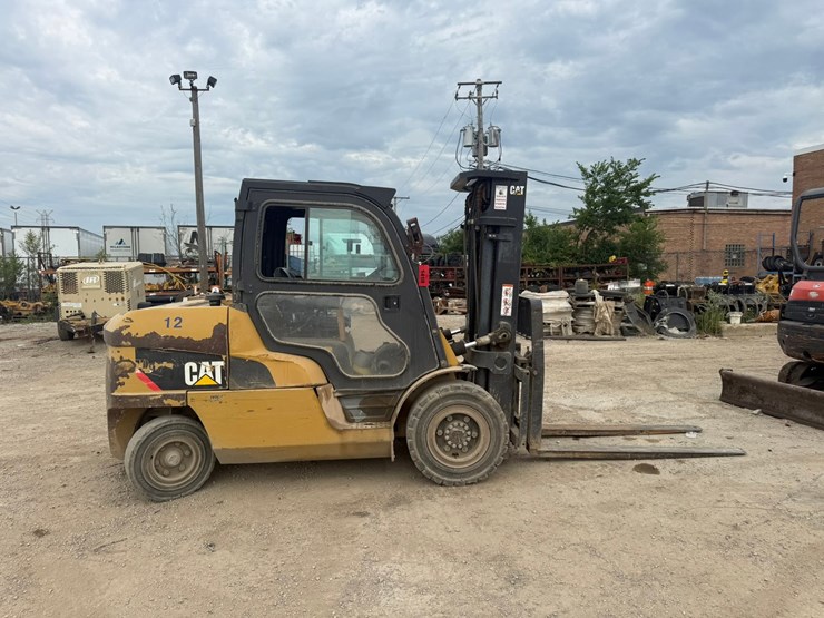 #2090-•-caterpillar-dp55n1-forklift-image-6
