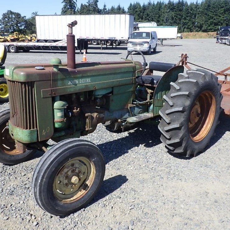 JOHN DEERE 40