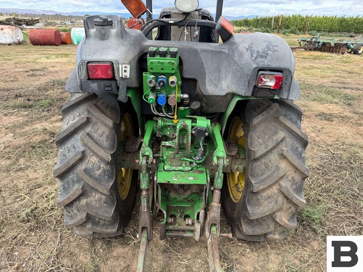 2009-john-deere-5101en-image-5