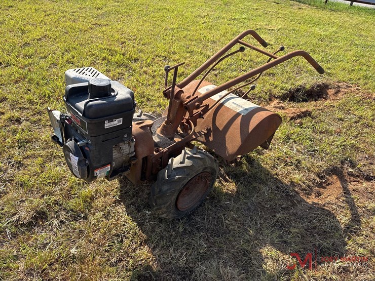 walk-behind-tiller-image-4