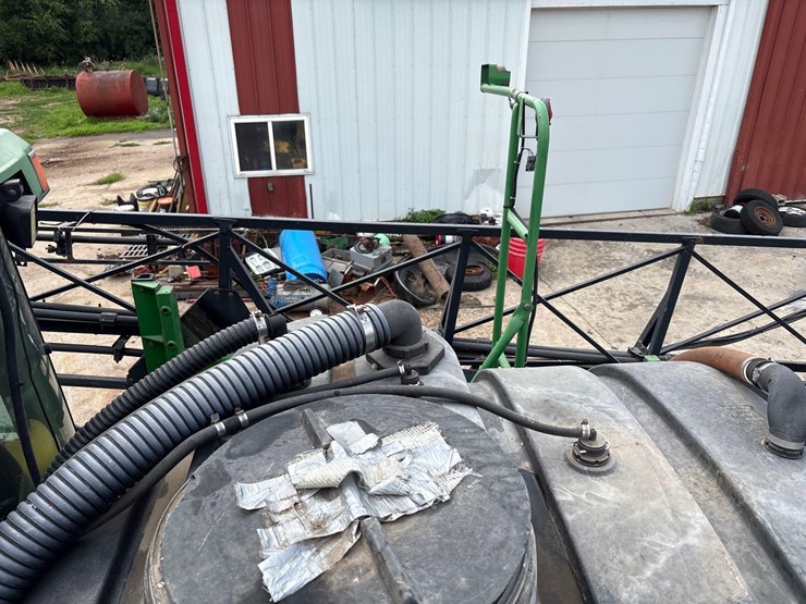 1998-john-deere-4700-image-40