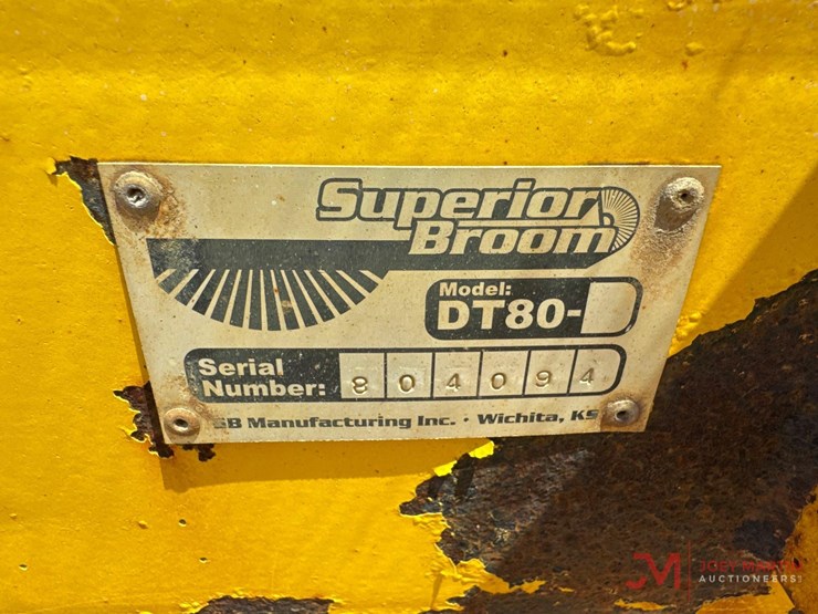 superior-broom-dt80-image-27