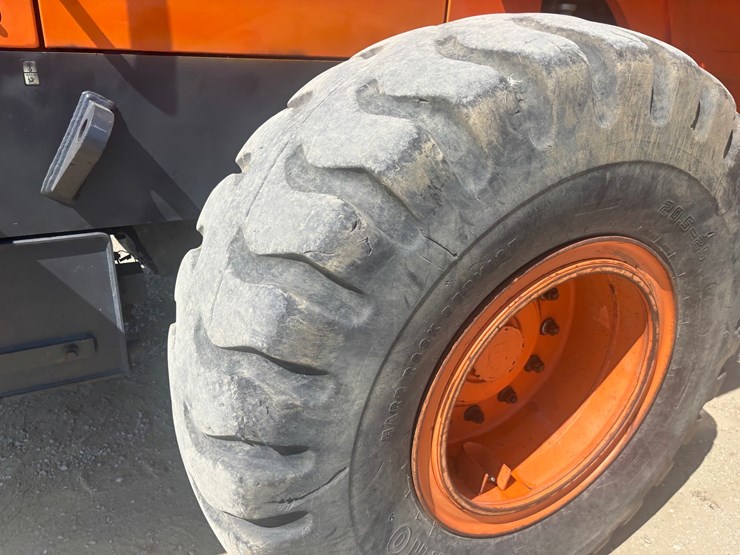 2013-doosan-dl250tc-image-121