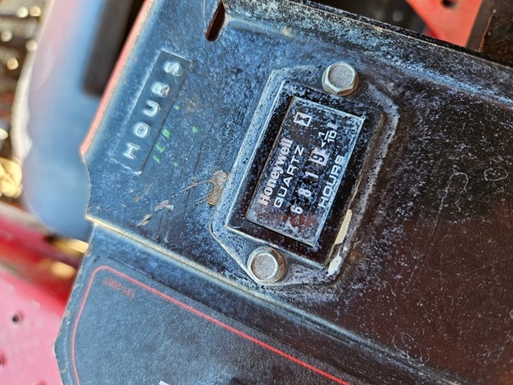 2016-toro-greensmaster-3150-image-28