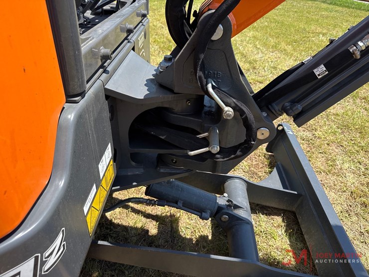 unused-2024-develon-dx-27z-mini-excavator-image-11