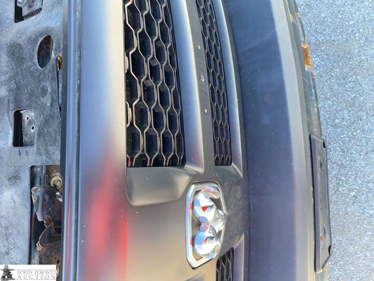 2016-dodge-1500-image-41